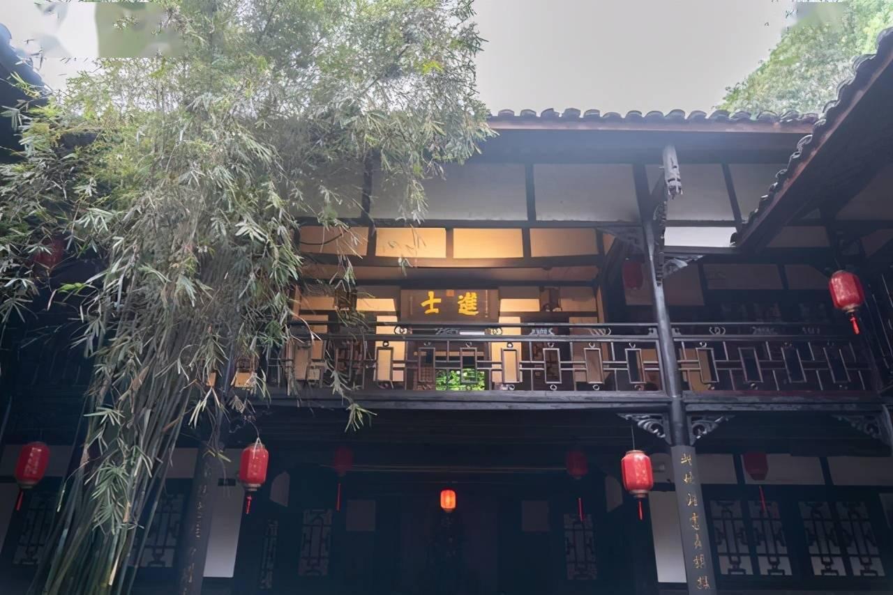 独家：探访只做发酵型黑果腺肋花揪酒的陆云彰